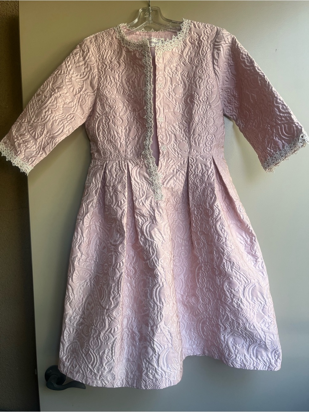 Women’s Pinkish Textured Lace-Trim Formal Dress Vintage